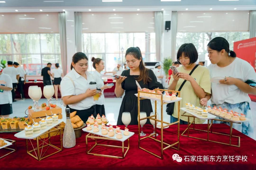 吃貨節(jié)丨邀您參加味蕾暴擊的美食品鑒會(huì)火鍋專場?。?>
                        <div   id=