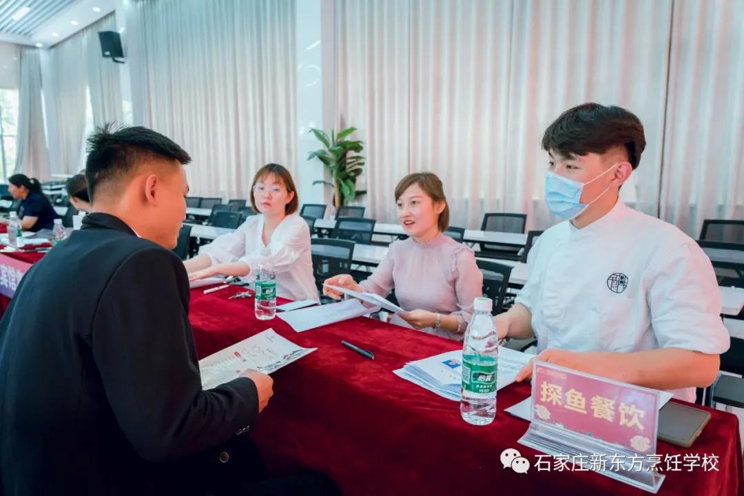 你知道為什么近年來要大力發(fā)展職業(yè)教育嗎？