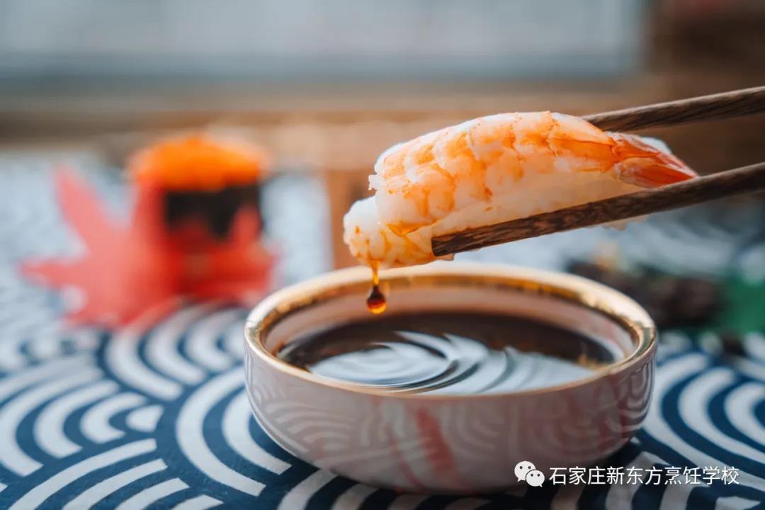 「西餐培訓(xùn)學(xué)?！鼓募液?？當(dāng)然是河北新東方