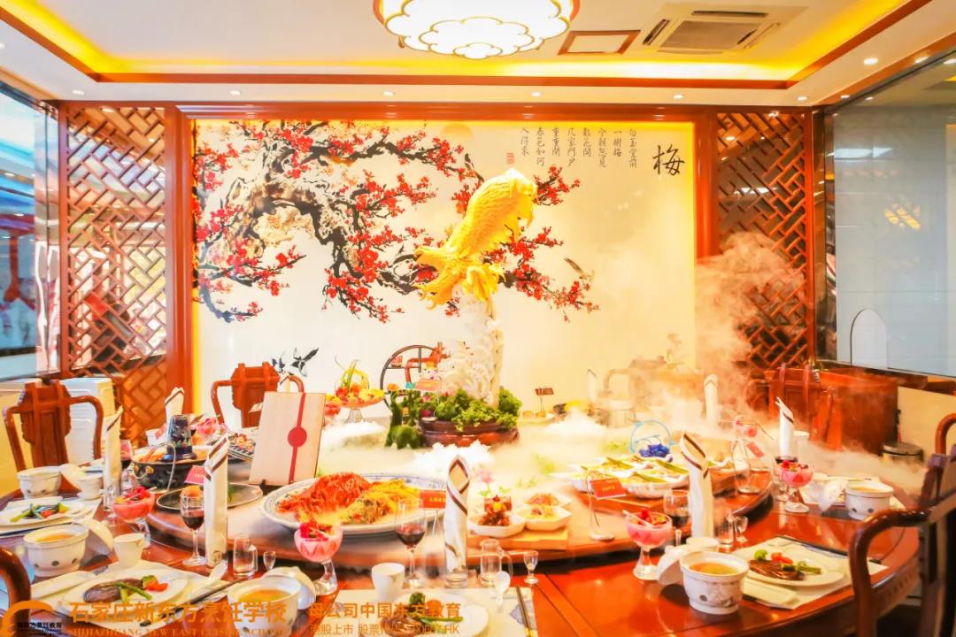 年前擇校丨學(xué)中餐還是學(xué)西餐，哪個更好？