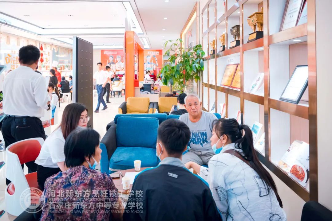 擇校不滿意，及時止損！轉(zhuǎn)學(xué)河北新東方收獲更好未來