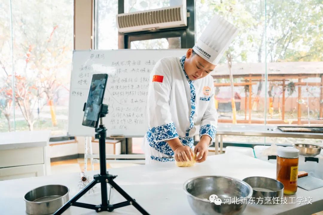 【線上學(xué)習(xí)】期間，你有沒有為網(wǎng)課“拼過命”？