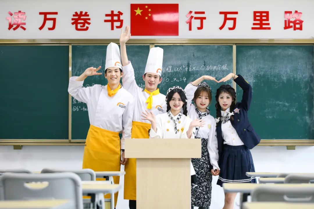 夢想啟航，技能綻放的璀璨舞臺，河北新東方編織出你想要的詩和遠方！