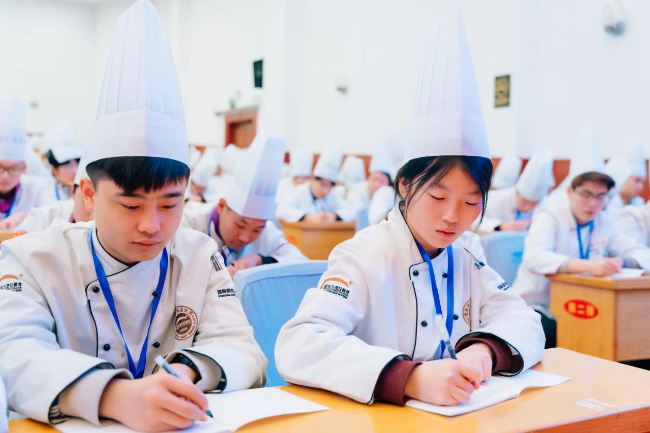 人力資源和社會(huì)保障部社會(huì)保障能力建設(shè)中心《公共營(yíng)養(yǎng)管理》項(xiàng)目培訓(xùn)開(kāi)班典禮圓滿舉行！