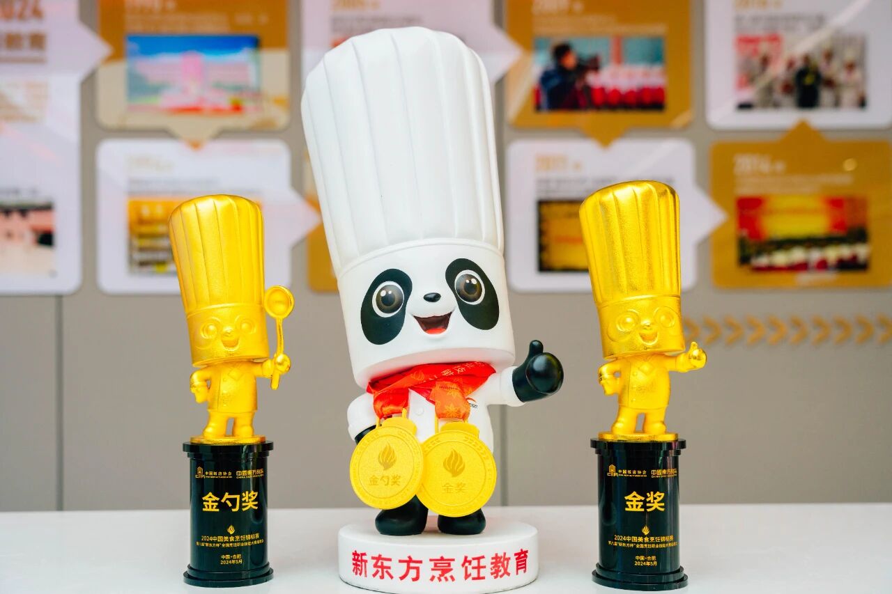 初高中生在河北新東方學(xué)廚師，揭秘沒(méi)基礎(chǔ)小白學(xué)廚進(jìn)階之路