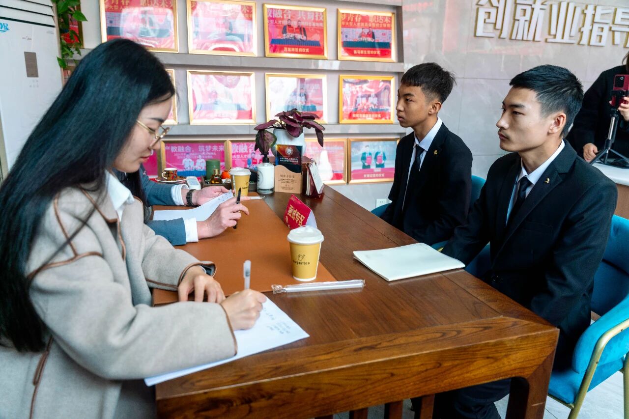 9f11ae5dc81a05e1aa96f15aca1b50df.jpg 9f11ae5dc81a05e1aa96f15aca1b50df.jpg